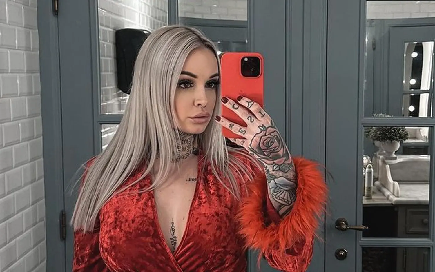03012023POMMELINETILLIEREINSTAGRAM