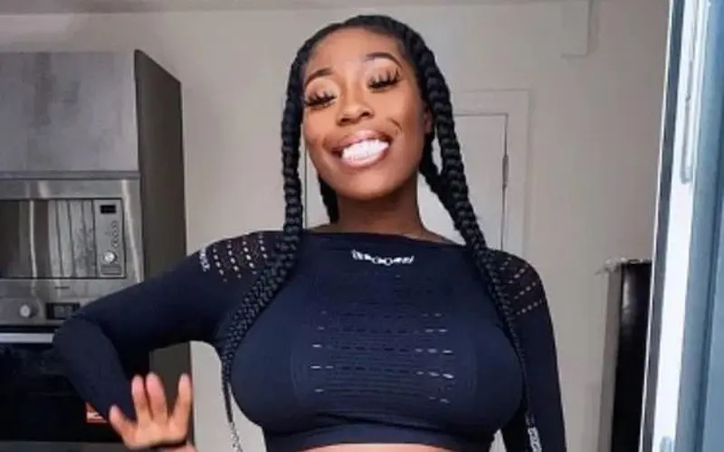 30681308 8515419 Pregnant YouTube star Nicole Thea has died aged 24 along with he m 38 1594580298355 1