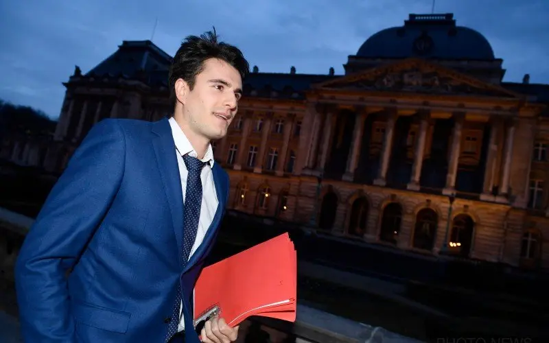 connerrousseauphotonews 1 2
