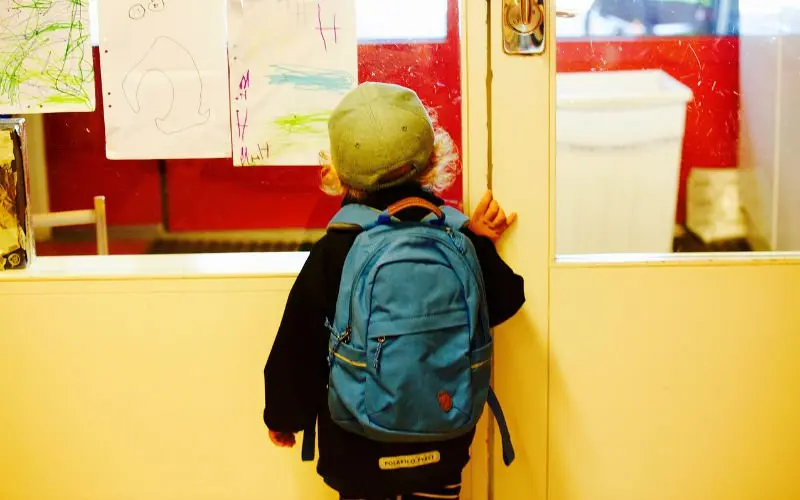 entry to school 2454153 1280