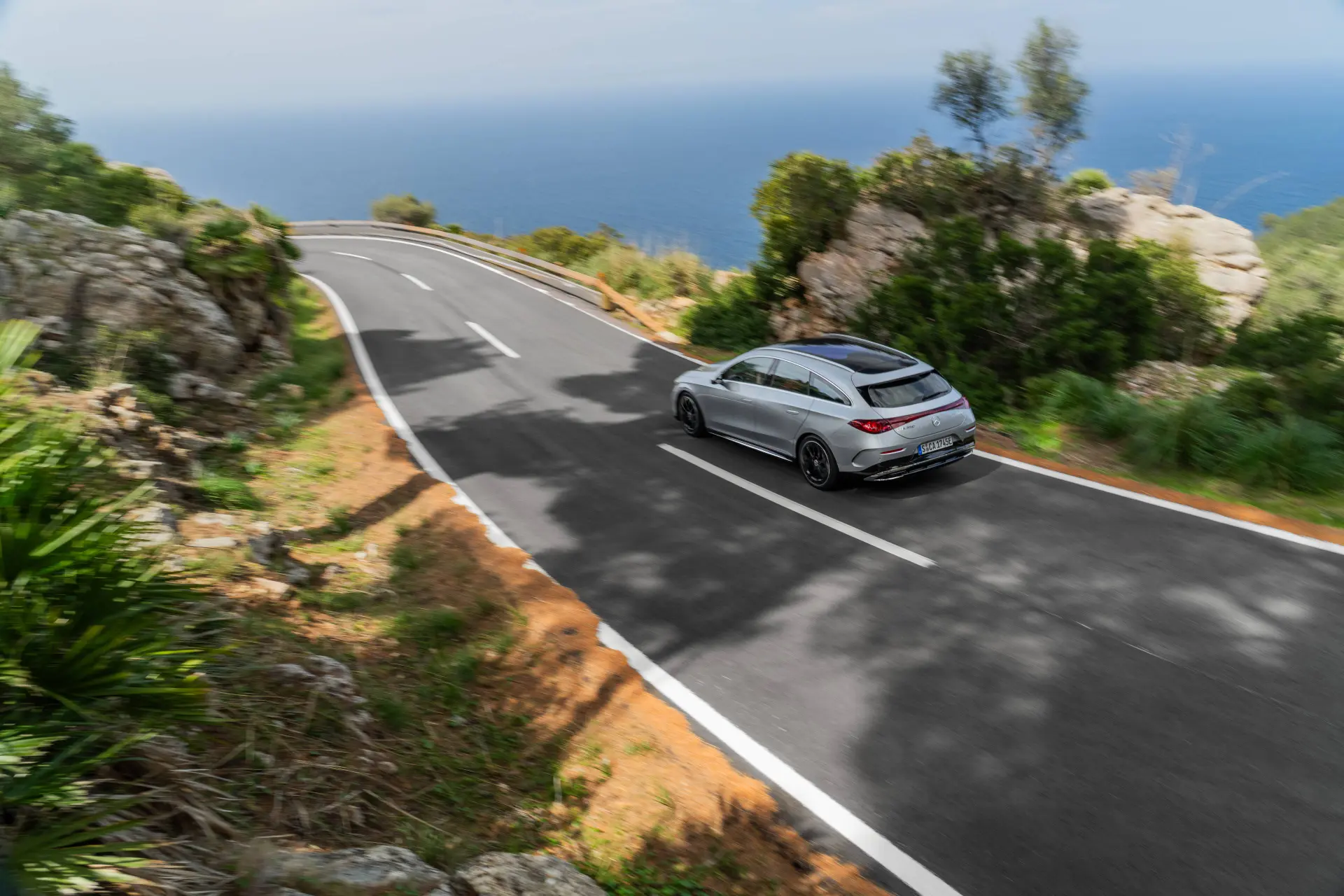elektrisch rijden, vakantie; mercedes cla