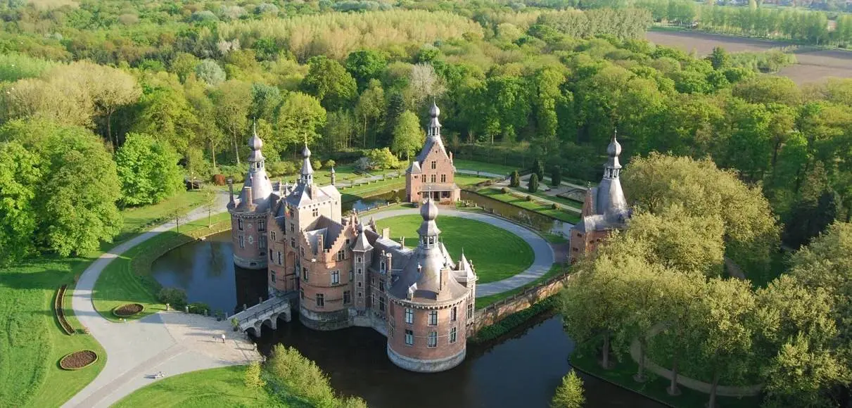 kasteel-1211x580-crop-q85