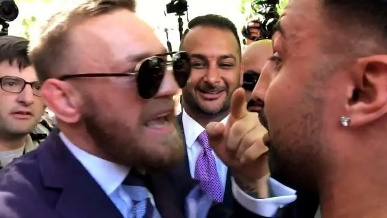 conor mcgregor komt paulie malignaggi tegen en flipt volledig