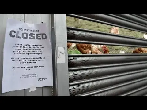 video gigantische volkswoede door sluiting kfc