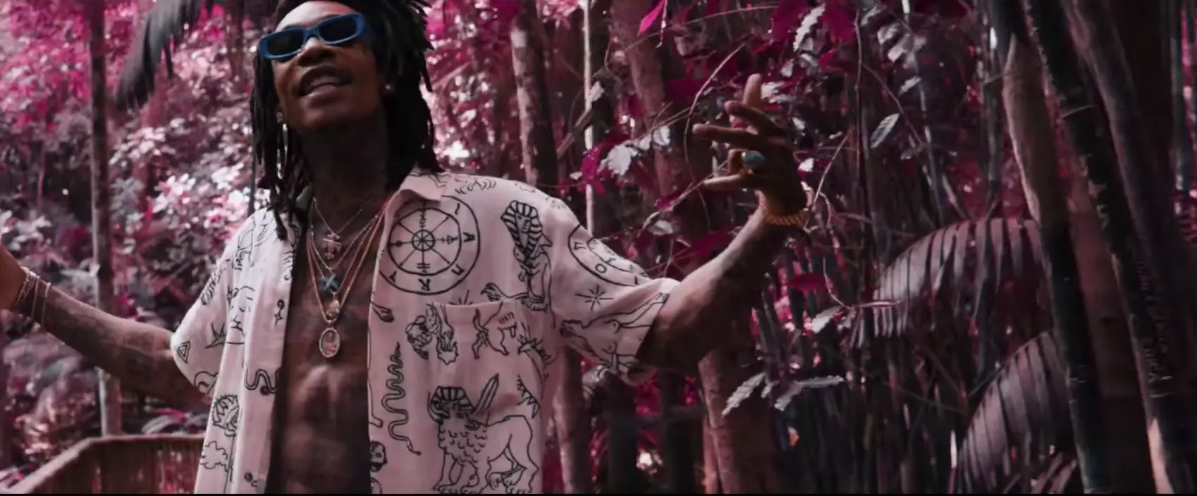 Wiz khalifa hunnid bands