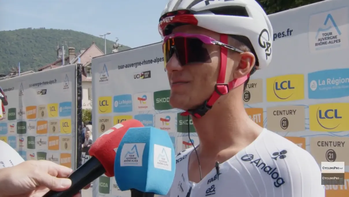 Isaac Del Toro before Tour Auvergne-Rhône-Alpes stage 1