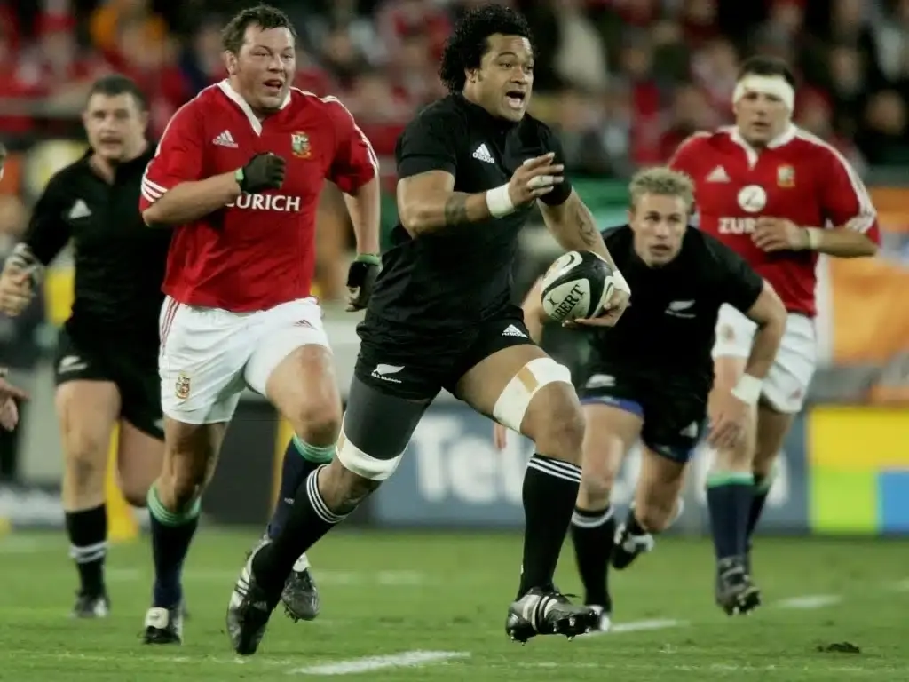 10226666666666666x767 origin 0x0 sione lauaki for new zealand against british and irish lions