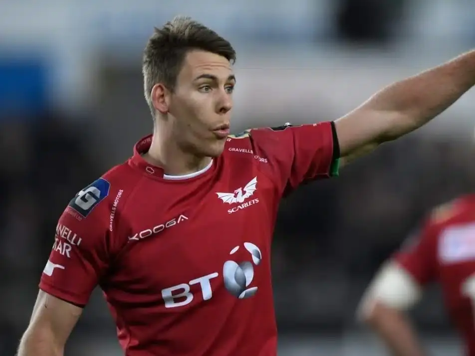 10226666666666666x767 origin 0x0 liam williams scarlets 952x714