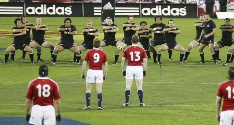 10226666666666666x767 origin 0x0 lions facing haka in 2005 952x714