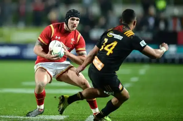 chiefs v wales