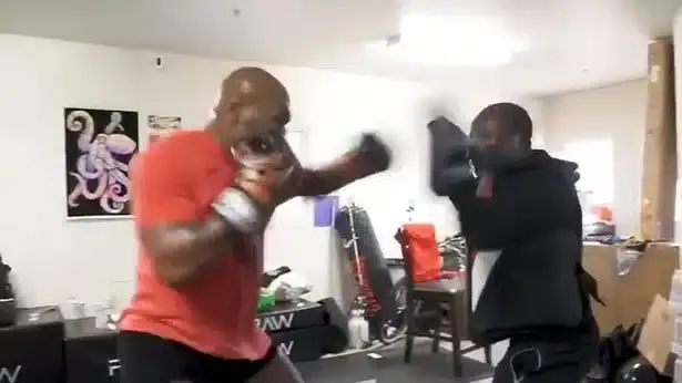0 tyson00 00 01 03still005