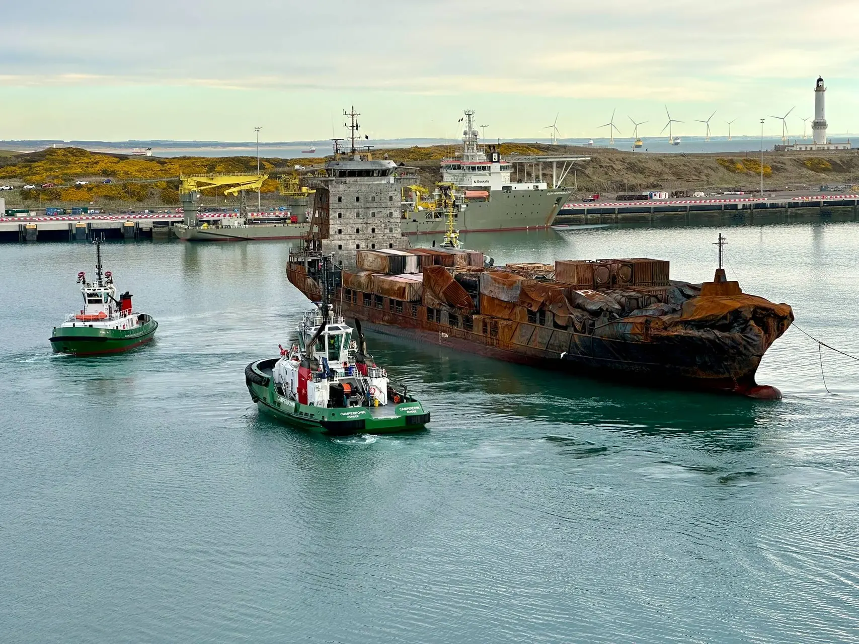 Solong_-_Aberdeen_South_Harbour