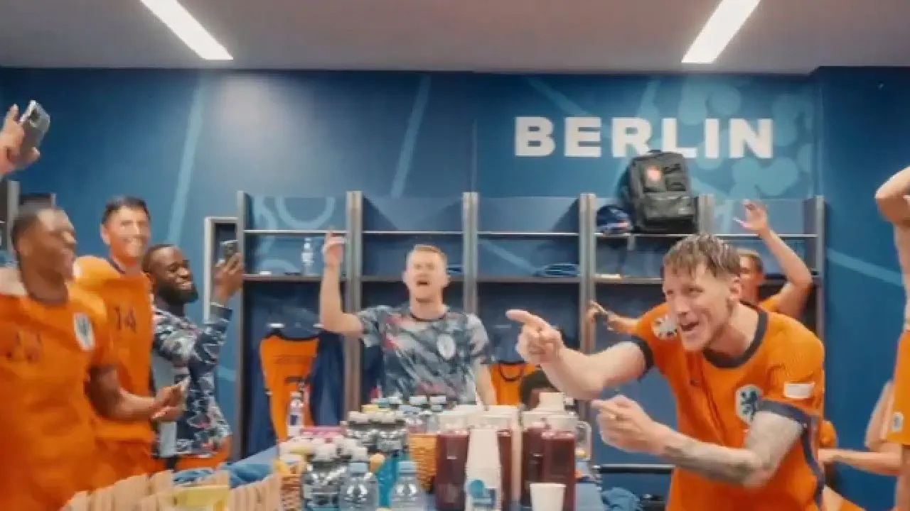 kleedkamer oranje