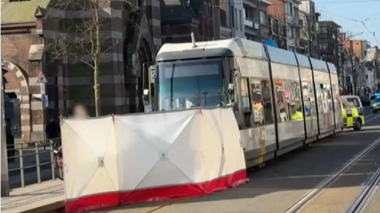 tram1
