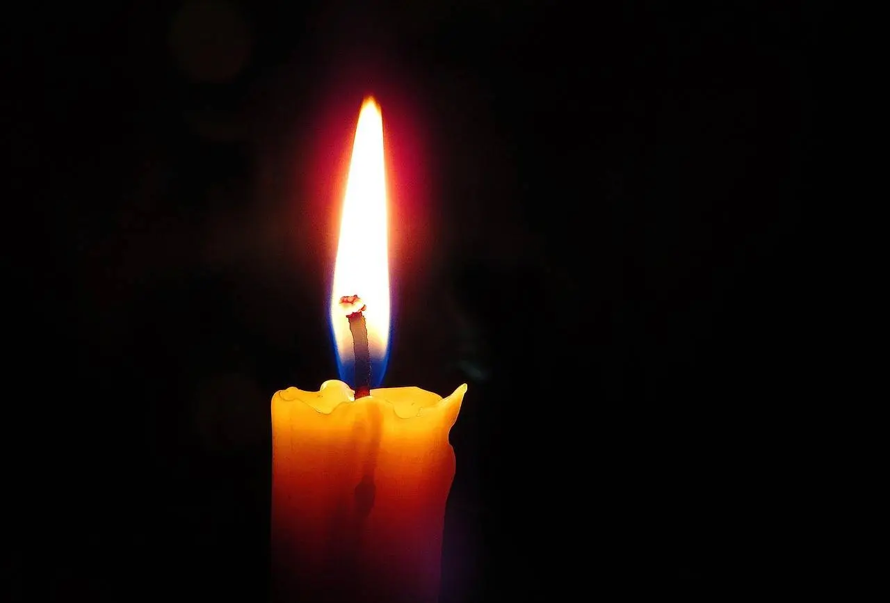 candle-5669210_1280