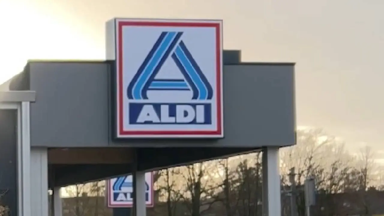 Ali