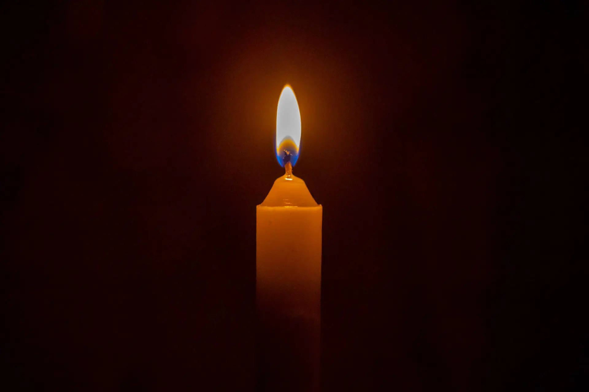 relaxing-peaceful-scene-with-burning-aromatic-candle