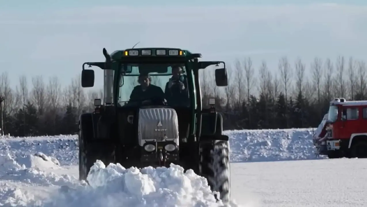 Tractor