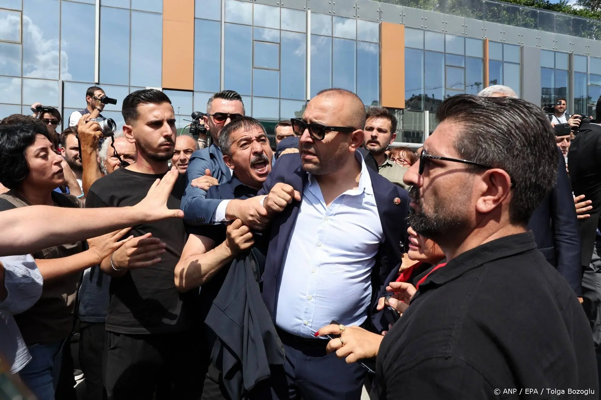 anp080925135 1