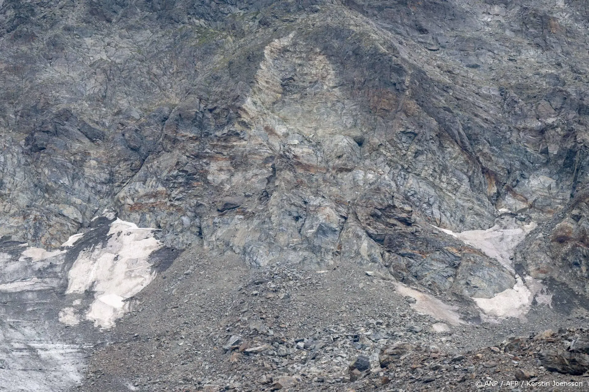 anp011125148 1