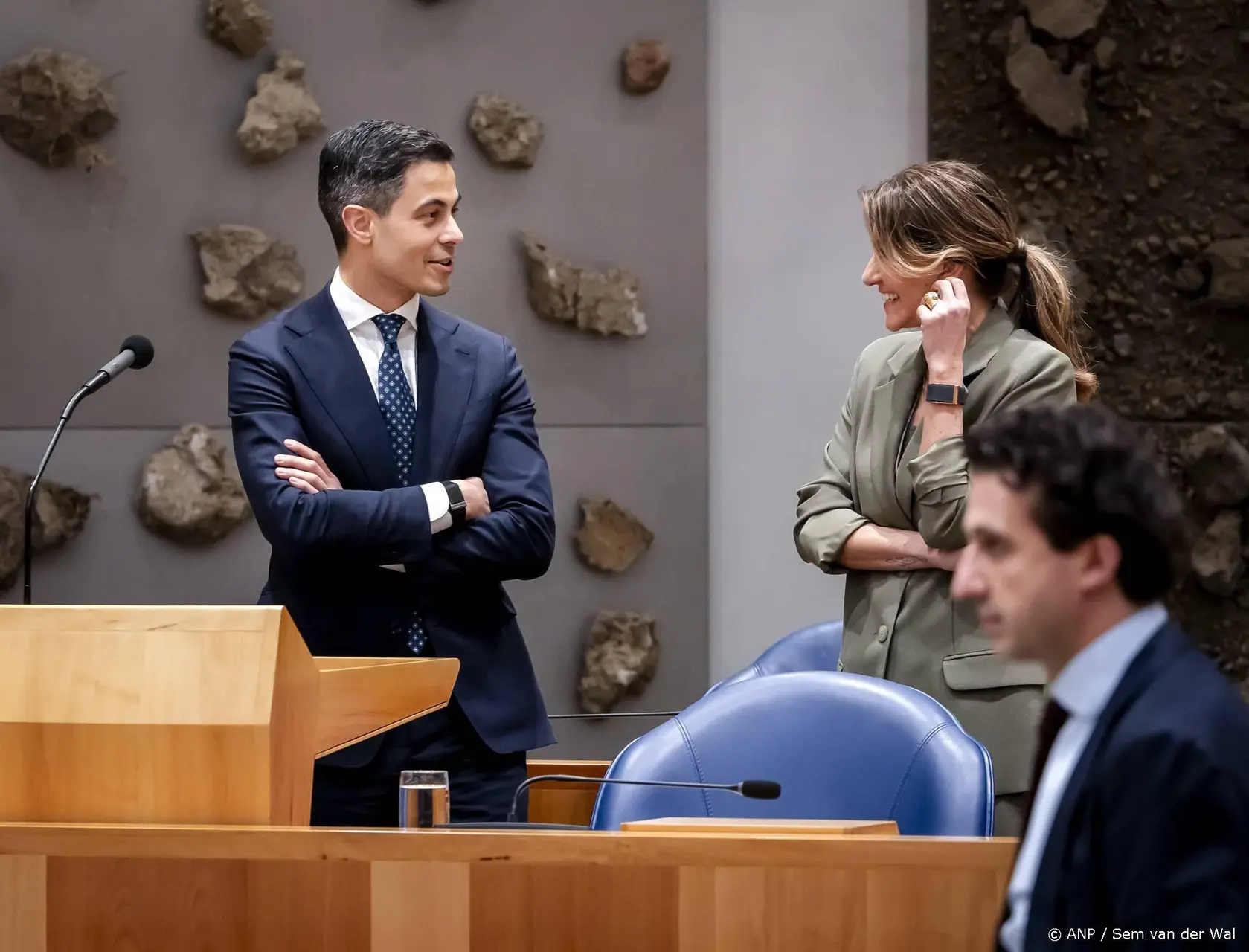 anp120326166 1