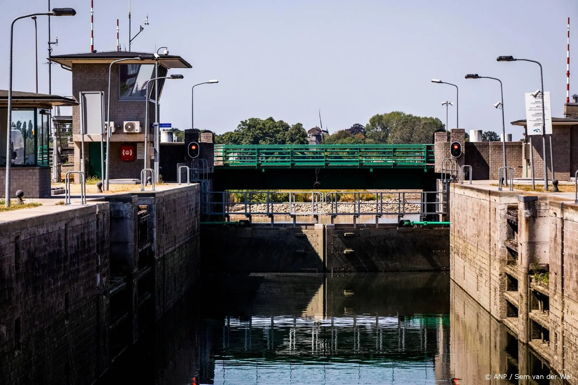 anp280726153 1