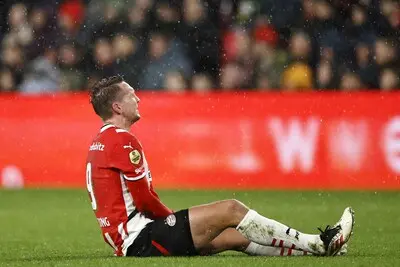 2025 02 26 21 11 21 eindhoven luuk de jong of psv eindhoven tijdens de knvb beker wedstrijd tussen psv eindhoven en go ahead eagles in het phillips stadion op 26 februari 2025 in eindhoven nederland anp maurice van steen
