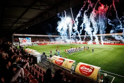 helmond 21 02 2025 gs staalwerken stadion de braak keuken kampioen divisie season 2024 2025 helmond sport vitesse
