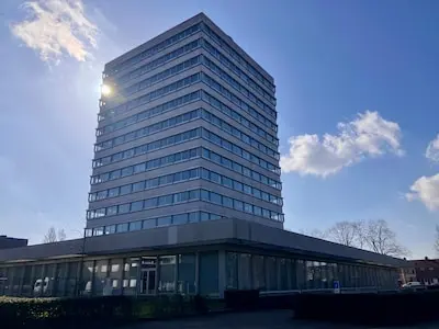 het oude belastingkantoor aan de karel de grotelaan in gestel eindhoven