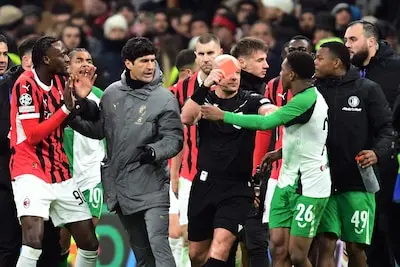 soccer football champions league knockout phase playoff second leg ac milan v feyenoord san siro milan italy february 18 2025 feyenoord s givairo read is shown a red card by referee szymon marciniak reuters daniele mascolo