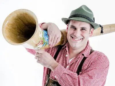 toeterthijs komt er een feestje van maken bij phileutonia in helmond