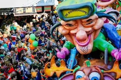 tilburg 20250302 pix4profs jules van iperen opstoet kruikenstad grote carnaval optocht tilburg de bier schoape korte heuvel