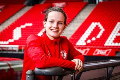 utrecht 25 02 2025 stadium galgenwaard azerion vrouwen eredivisie season 2024 2025 azerion vrouwen eredivisie fc utrecht maxime snellenberg