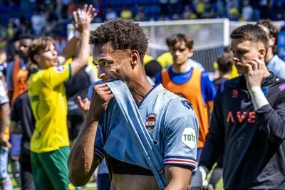 2025 04 27 14 13 05 sittard tommy st jago of willem ii na afloop van de nederlandse eredivisie wedstrijd tussen fortuna sittard en willem ii in het fortuna sittard stadion op 27 april 2025 in sittard nederland anp marcel van hoorn