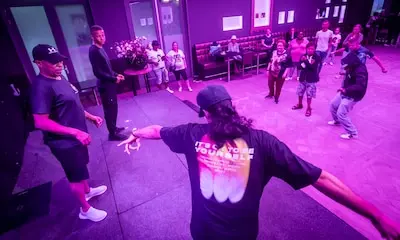 ed20220708 0007 best de internationale choreograaf lavelle smith jr is in best voor workshops dansen zoals michael jackson een opdracht