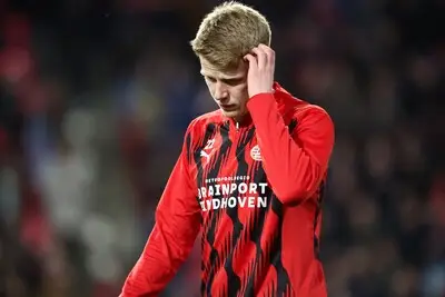 eindhoven 26 02 2025 psv stadium season 2024 2025 dutch football toto knvb beker during the match psv go ahead eagles psv player jerdy schouten