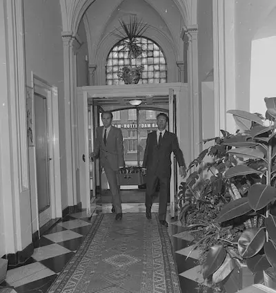 entree hotel west ende september 1972