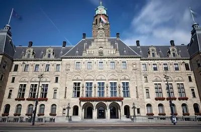 het stadhuis van rotterdam