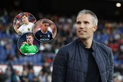 robin van persie inzetjes feyenoord huurlingen leo sauer devin haen en ilias sebaoui