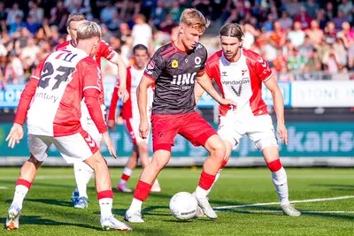 rotterdam 27 04 2025 van donge de roo stadium season 2024 2025 football keuken kampioen divisie match between excelsior and emmen excelsior player noah naujoks