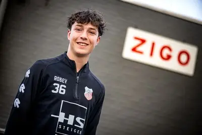 serie afgekocht bd nlbeeld tilburg foto joris knapen pix4profs bd20250415 0802 job van heeswijk vond het zelf welletjes geweest bij willem ii en ging bij zigo voetballen