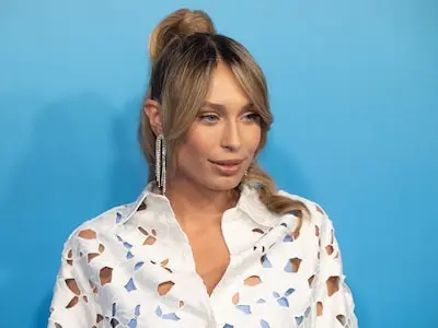 27 09 2024 schiecentrale rotterdam nld premiere mamma mia the party op de foto loiza lamers foto nl beeld david heukers
