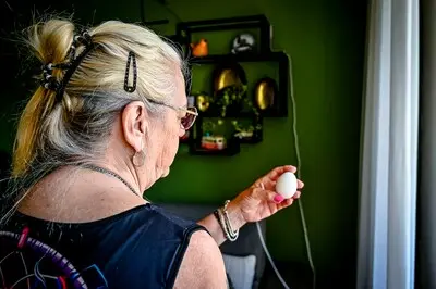 ar20250523 4202 capelle aan den ijssel 23 05 2025 annemiek die werd bekogeld met ei
