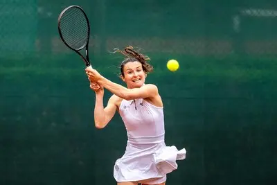 ar20250527 4501 den haag 29052025 tennis hltc leimonias tc victoria victoria speelster lizette blankers 04