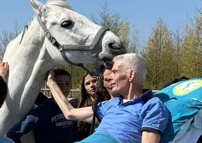 dankzij stichting ambulancewens kon jan afscheid nemen van zijn paarden