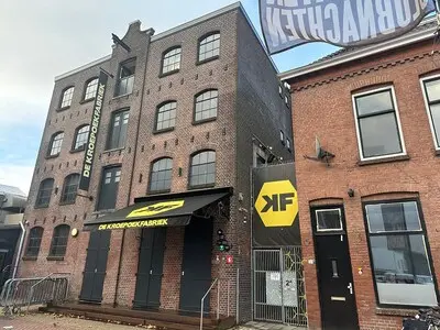 de kroepoekfabriek