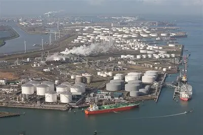 een beeld van de oci vestiging in de europoort