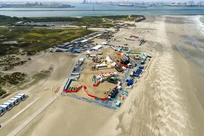 het strand van hoek van holland