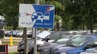 hitte waarschuwingsbord in emmen