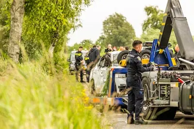 hulpdiensten kwamen meteen ter plaatse en troffen twee overleden personen aan